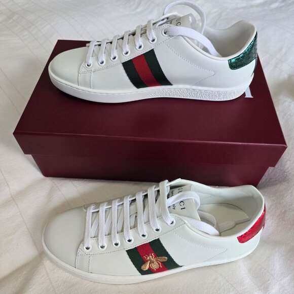 Size 7 - Gucci Ace Embroidered Bee Womens, NEW with box and shoe bags - Picture 4 of 7
